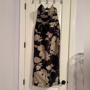 Audrey Brooks Black & Gold Formal Dress – Size 10 – Elegant Statement Piece